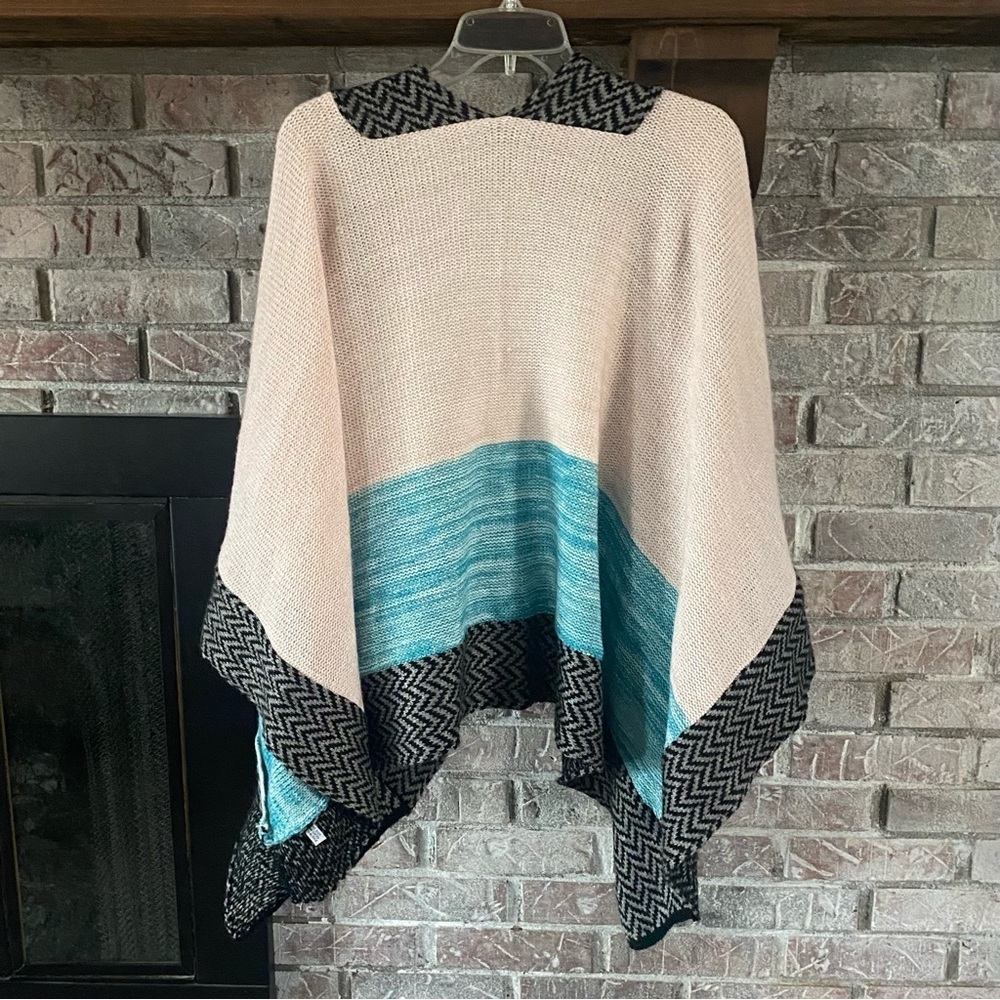 BellanBlue Wrap Shrug - Picture 2 of 3